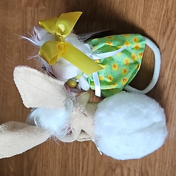 Annalee Egg Gathering Mouse & Annalee Bunny Tail Easter Bundle of 2 Dolls NWT - Picture 3 of 11